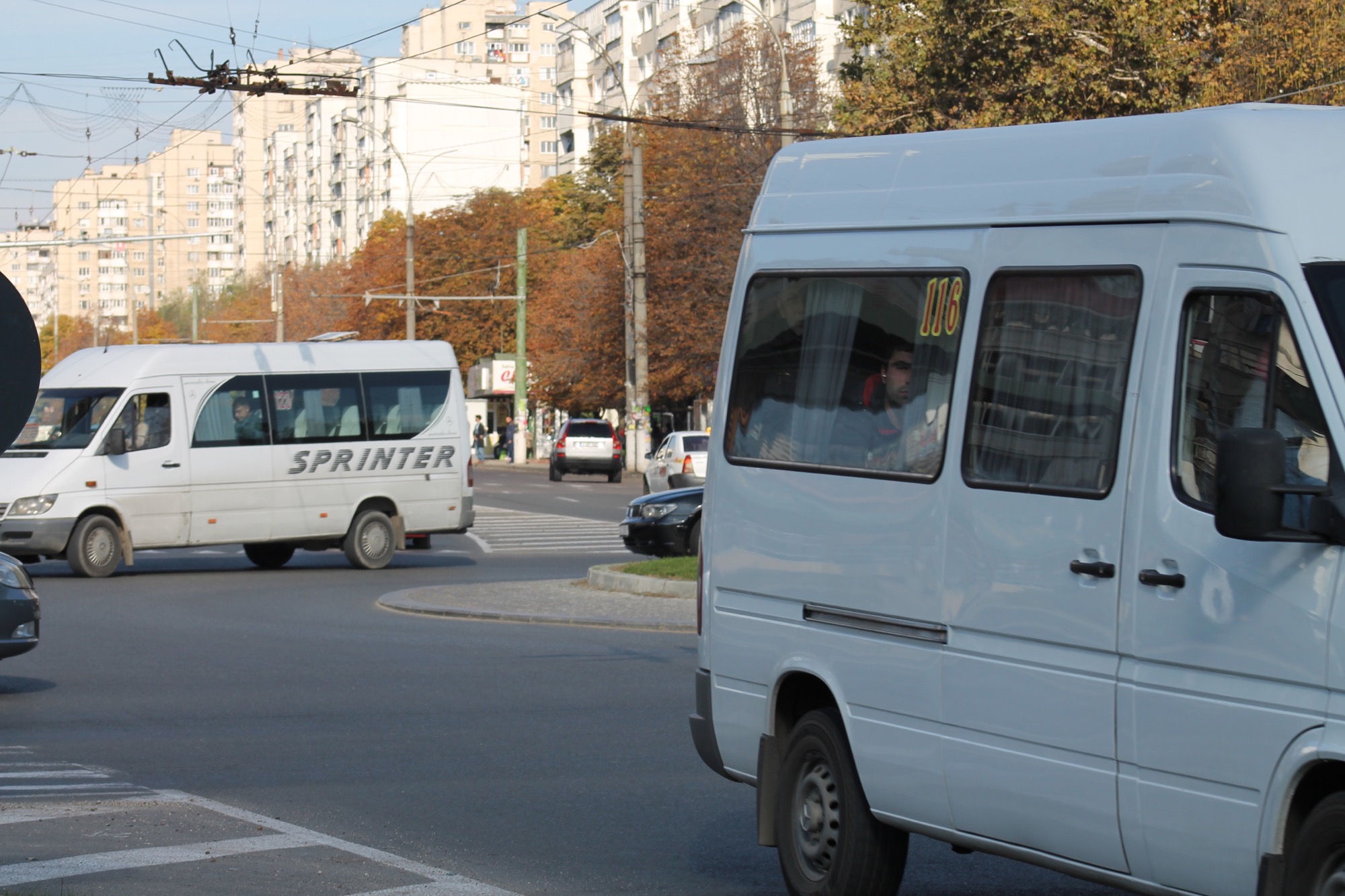 În municipiul Bălți, biletele la călătoriile cu microbuzul s-au scumpit de la 3 la 5 lei