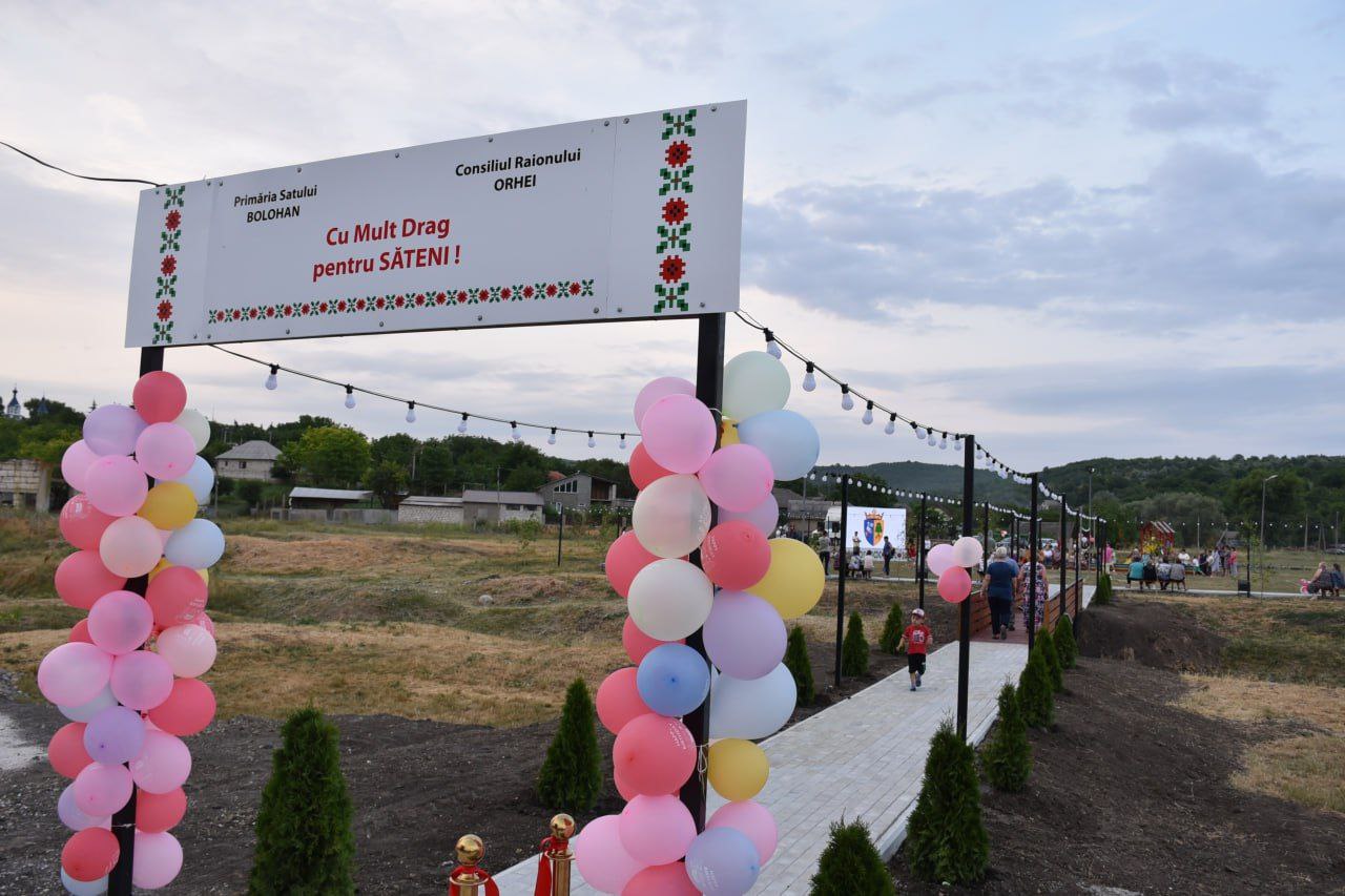 Echipa lui Ilan Șor continuă să implementeze proiectele de infrastructură. În satul Bolohan a fost inaugurat un parc modern pentru familiile din localitate