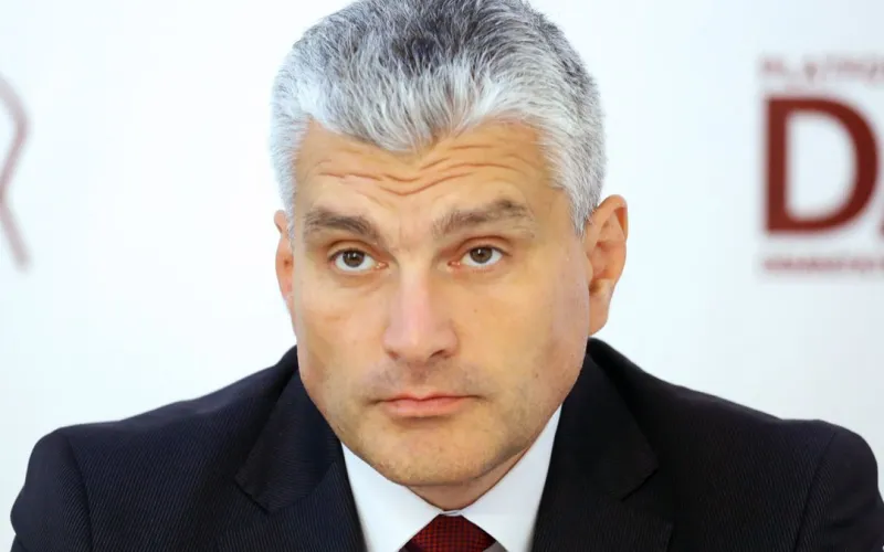 Alexandr Slusari: “Această guvernare are talent deosebit în a transforma prieteni în dușmani“