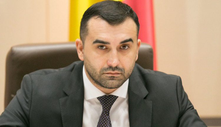 Deputatul Adrian Albu critică demersul “Apă-Canal Chișinău” și susține că există loc pentru reducerea tarifului la apă și canalizare.
