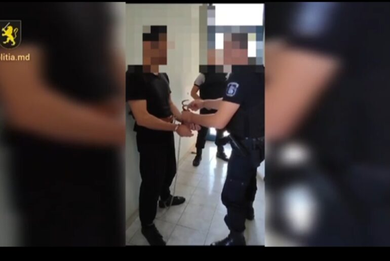 Un moldovean, căutat 18 ani de Poliția din Comrat pentru un șir de crime, a fost extrădat din Bulgaria.
