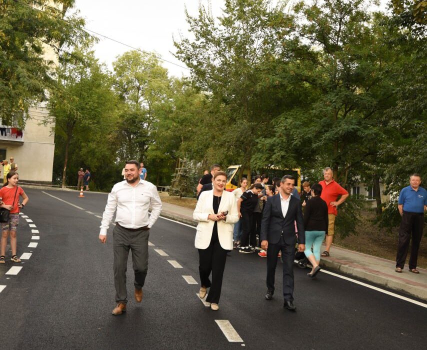 Dezvoltarea unei infrastructuri confortabile: În Orhei a apărut un nou scuar, cu suportul Partidului „ȘANSĂ” și echipa lui Ilan Șor