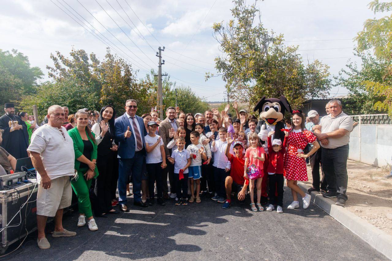 Cu susținerea partidului „Șansă”, echipa lui Ilan Șor a finalizat un proiect în Chiriet-Lunga, Găgăuzia: a fost modernizată o stradă importantă pentru locuitorii satului