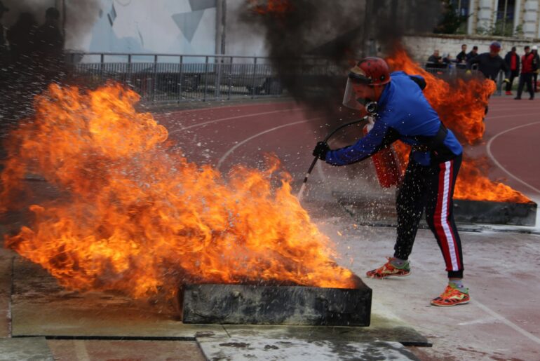 Pe 11 septembrie, la stadionul „Dinamo”, începe Campionatul la sportul aplicativ în memoria salvatorilor și pompierilor căzuți la datorie.