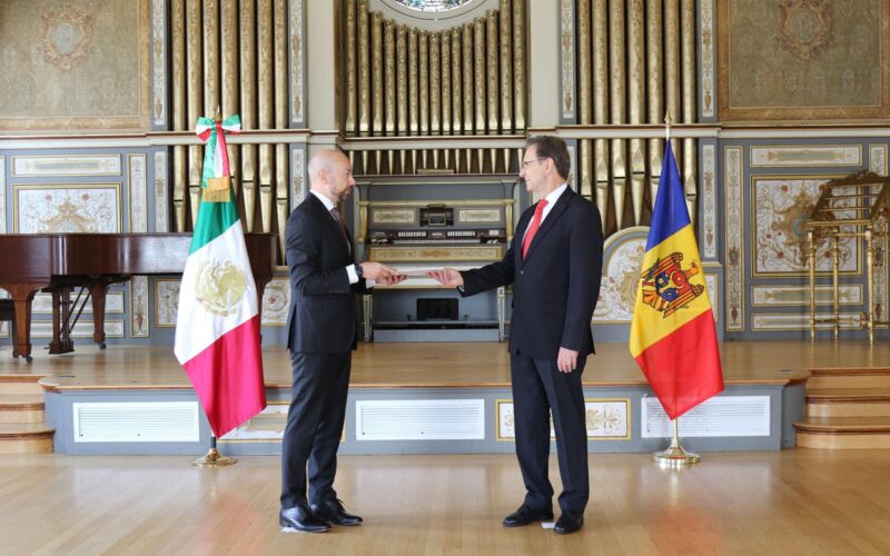 Ambasadorul Moldovei în SUA a prezentat scrisorile de acreditare într-o funcție similară în Mexic.