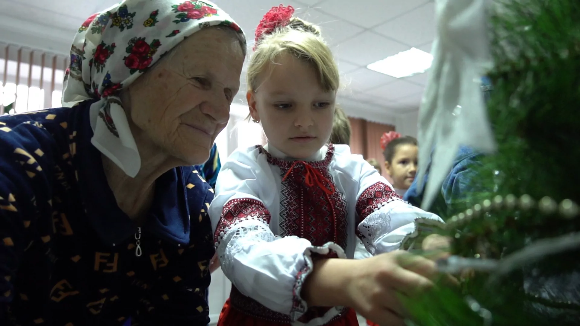 La „Casa Bunicilor Fericiți” din satul Plop, raionul Dondușeni, au început pregătirile pentru sărbătorile de iarnă
